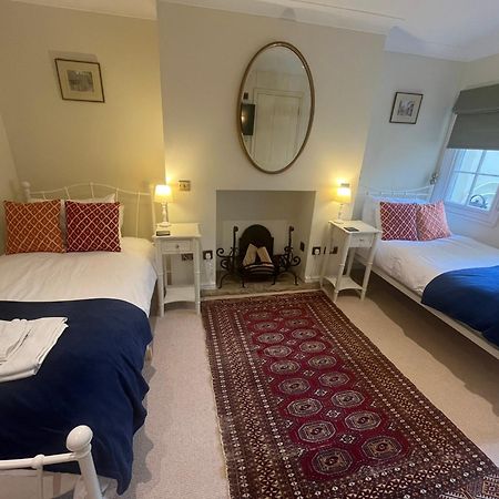 The Portland Guesthouse Cheltenham Eksteriør billede
