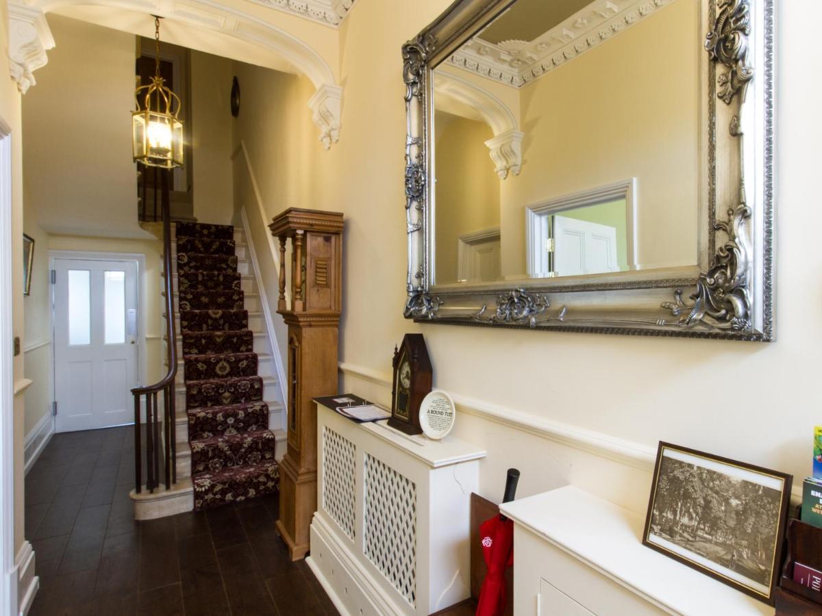 The Portland Guesthouse Cheltenham Eksteriør billede