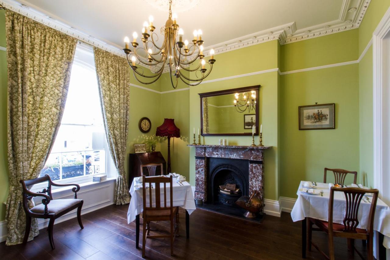 The Portland Guesthouse Cheltenham Eksteriør billede