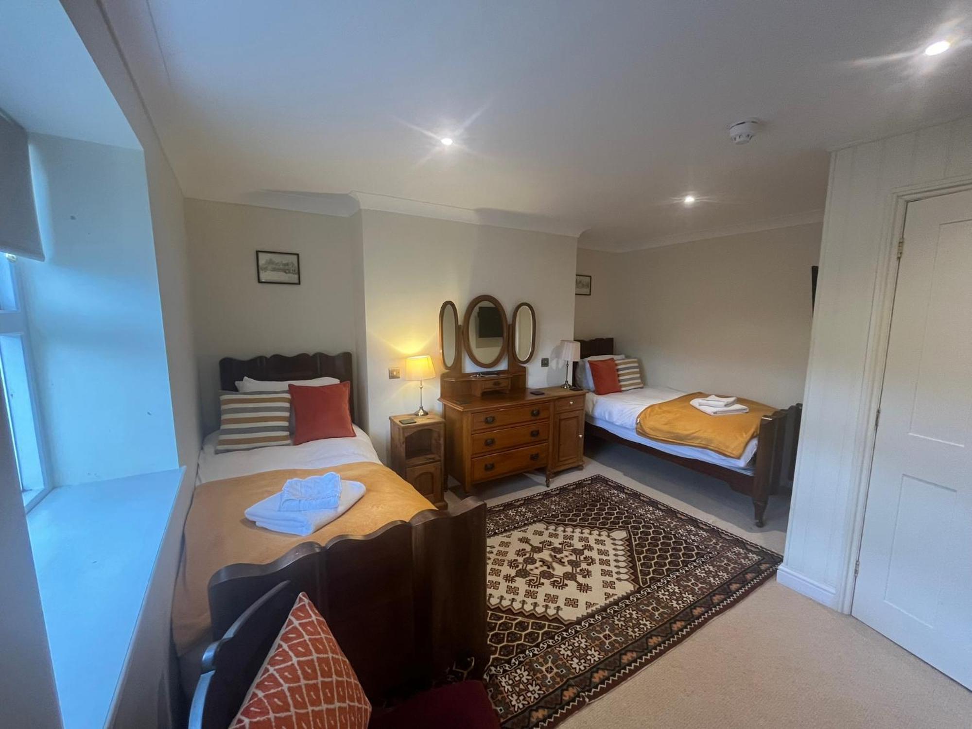The Portland Guesthouse Cheltenham Eksteriør billede