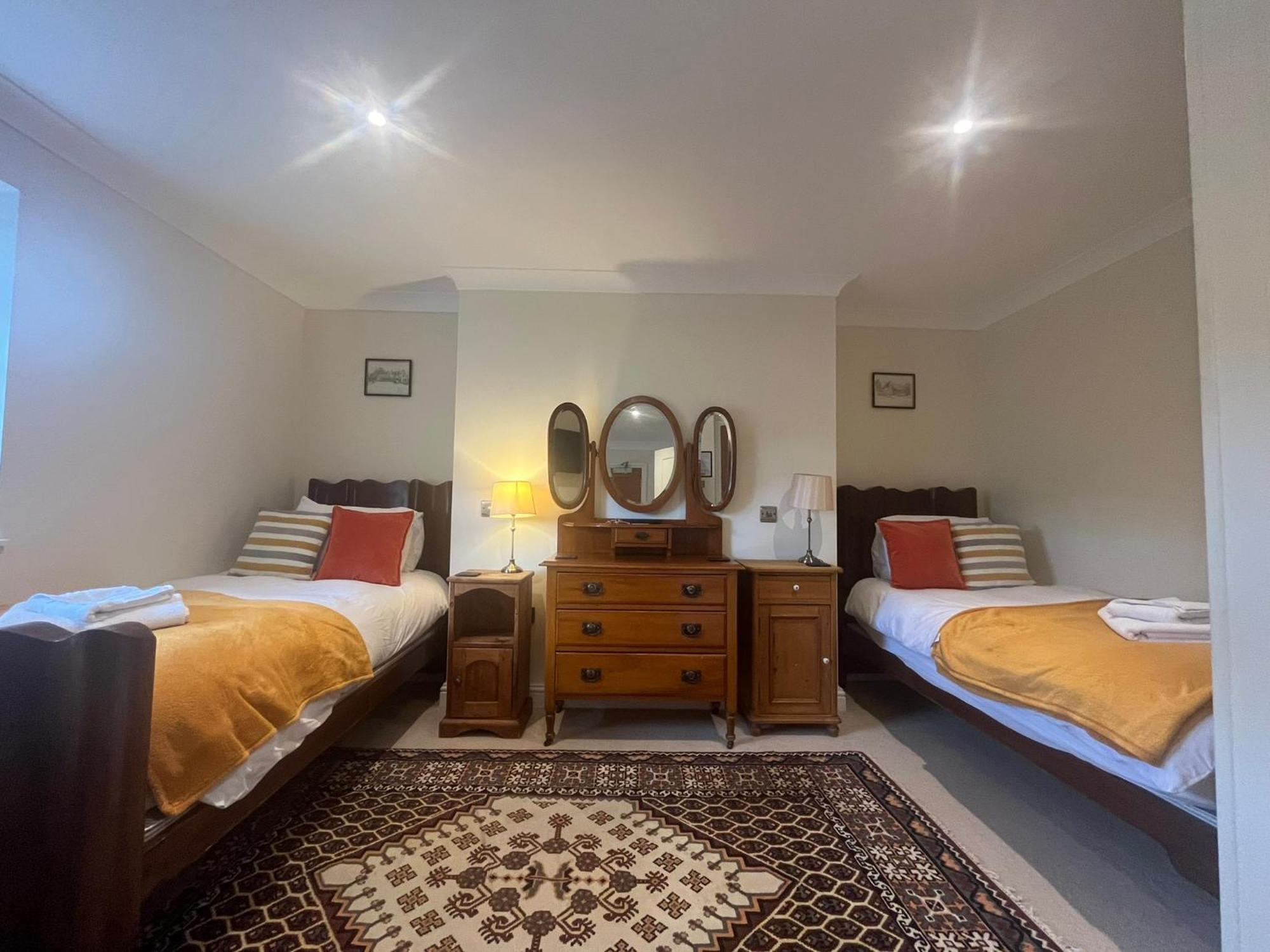 The Portland Guesthouse Cheltenham Eksteriør billede