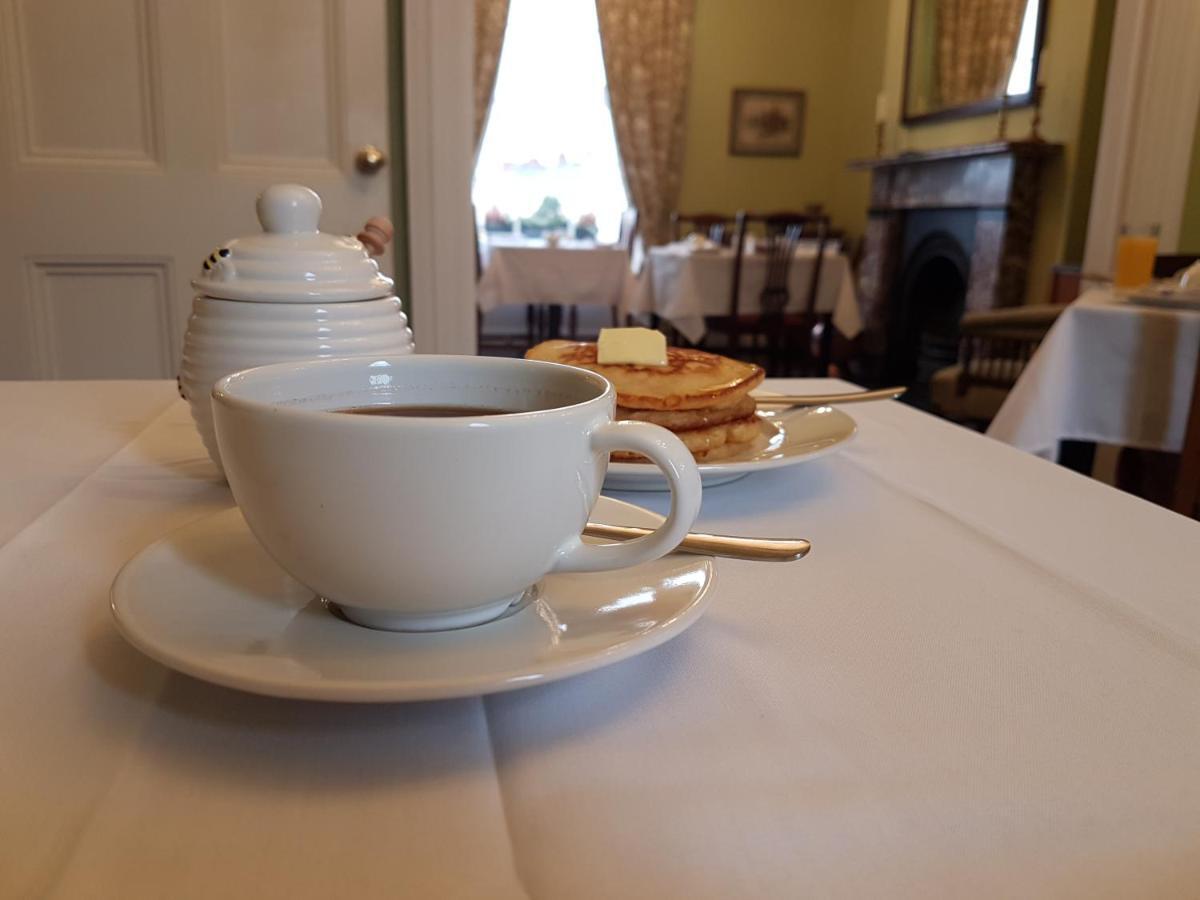 The Portland Guesthouse Cheltenham Eksteriør billede