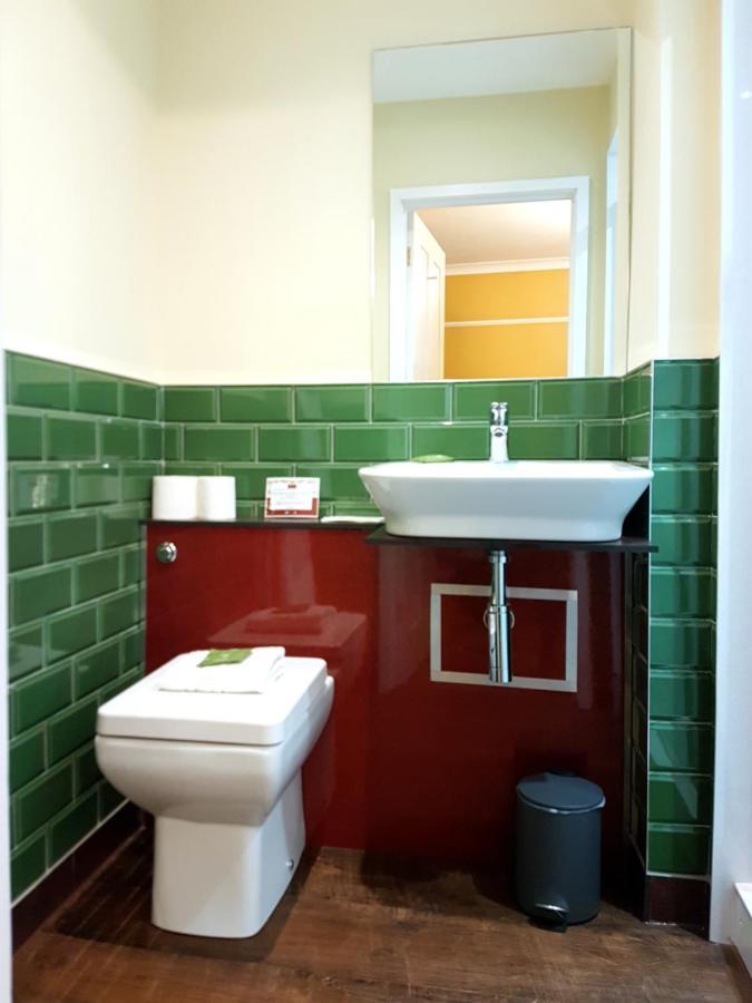 The Portland Guesthouse Cheltenham Eksteriør billede